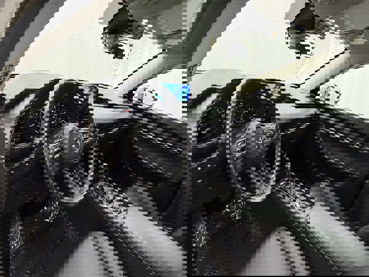 Used 2022 MAZDA MAZDA3 s FWD image 8