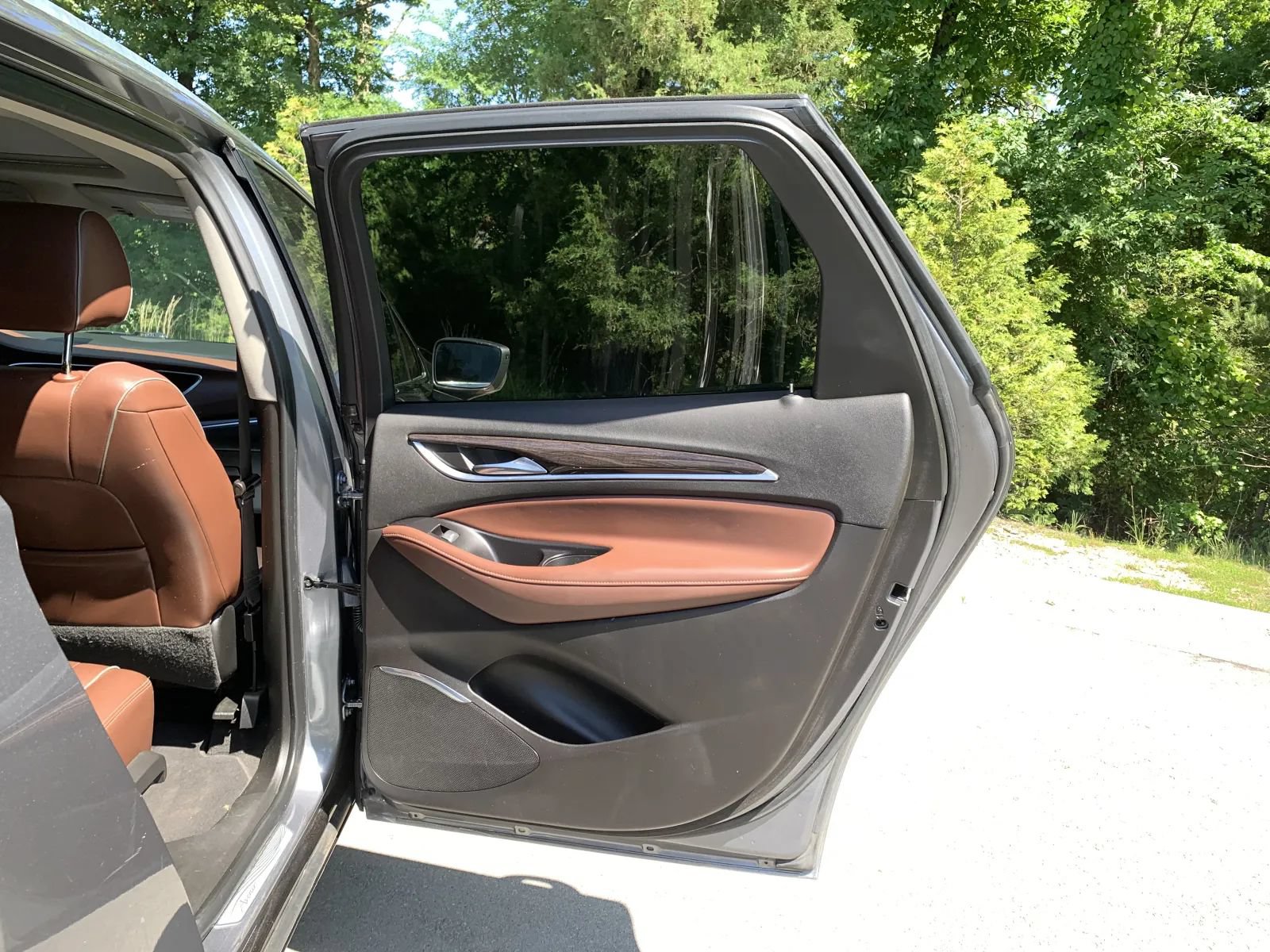 Used 2019 Buick Enclave Avenir w/ Avenir Technology Package FWD image 32