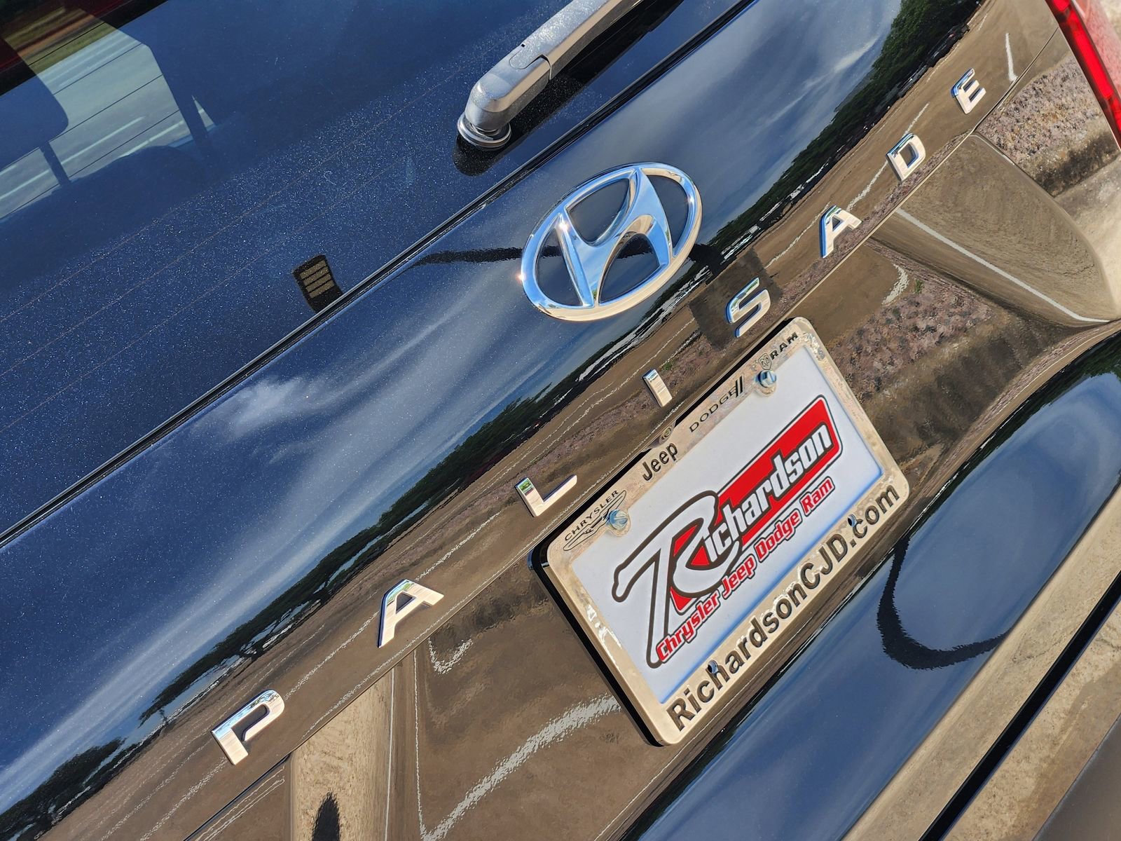 Used 2021 Hyundai Palisade SEL w/ Premium Package FWD image 17