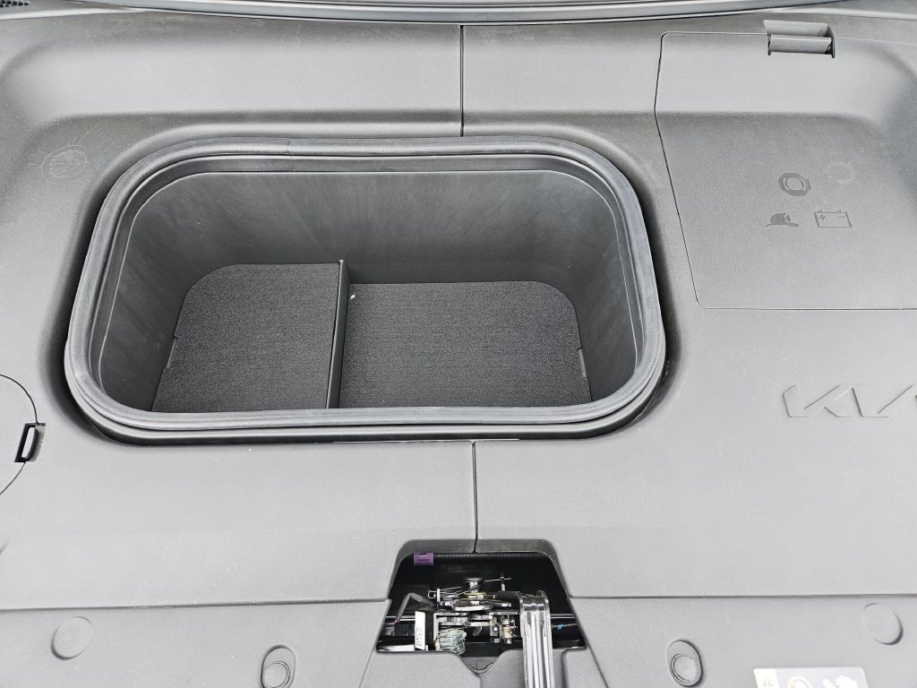 New 2027 Kia EV3 Wind AWD/4WD image 24
