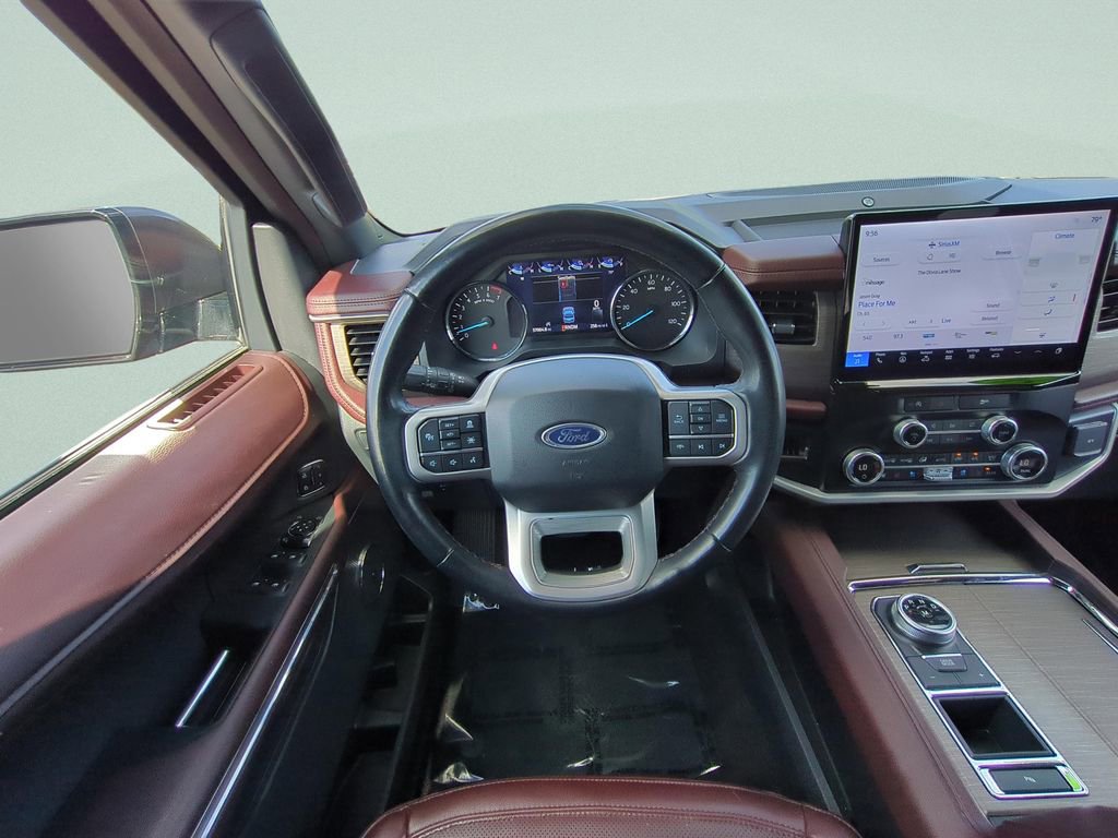 Used 2024 Ford Expedition Limited RWD image 12