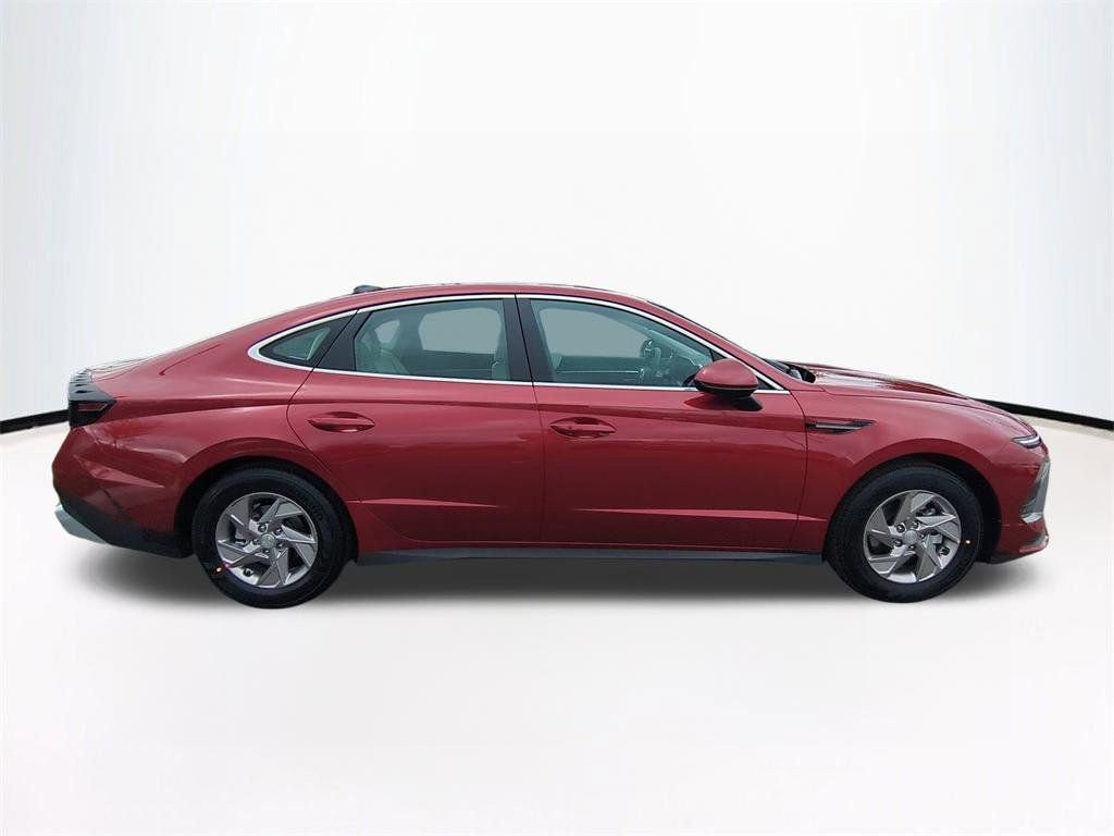 New 2026 Hyundai Sonata SE image 4