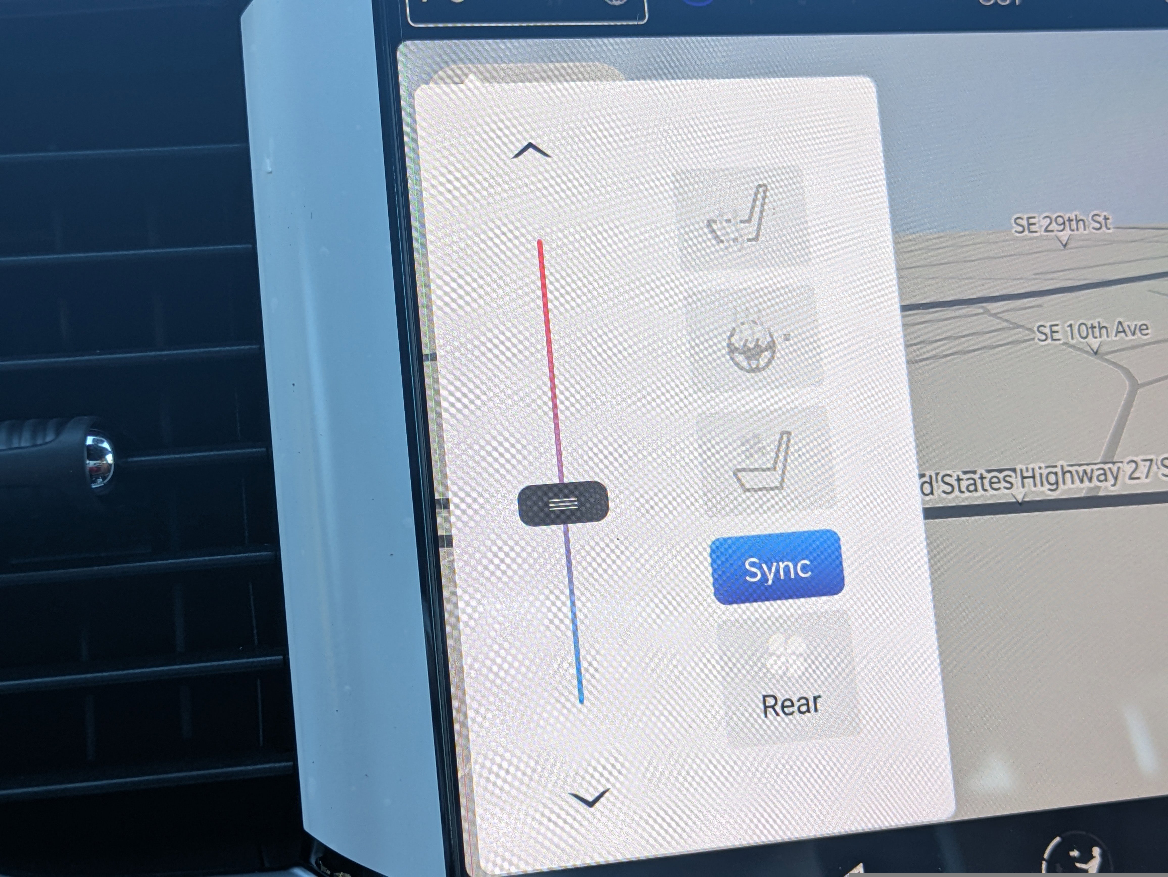 New 2026 Chrysler Pacifica Pinnacle w/ Trailer Tow Group image 24