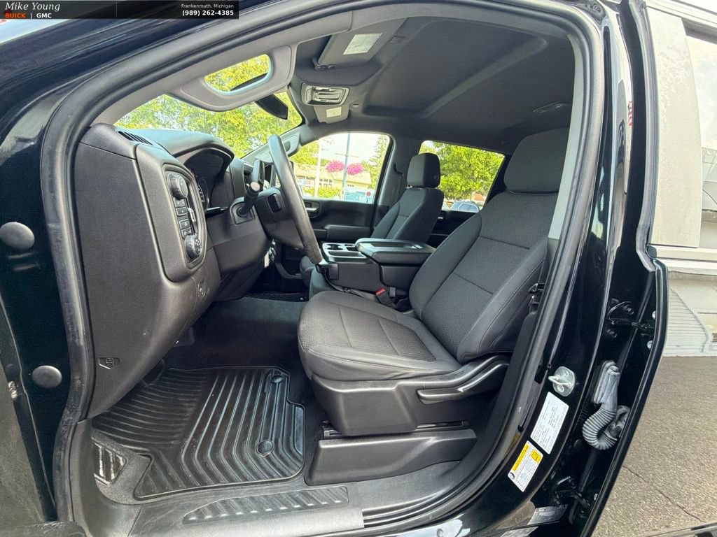 Used 2022 Chevrolet Silverado 2500 Custom w/ Custom Value Package AWD/4WD image 12