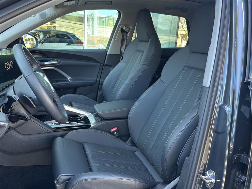 Used 2025 Audi Q5 Premium Plus w/ Premium Plus image 12
