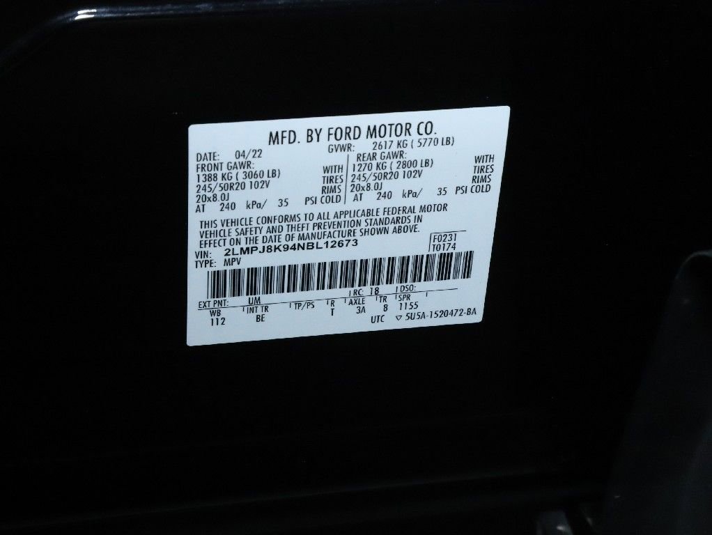 Used 2022 Lincoln Nautilus Reserve w/ Equipment Group 202A image 21