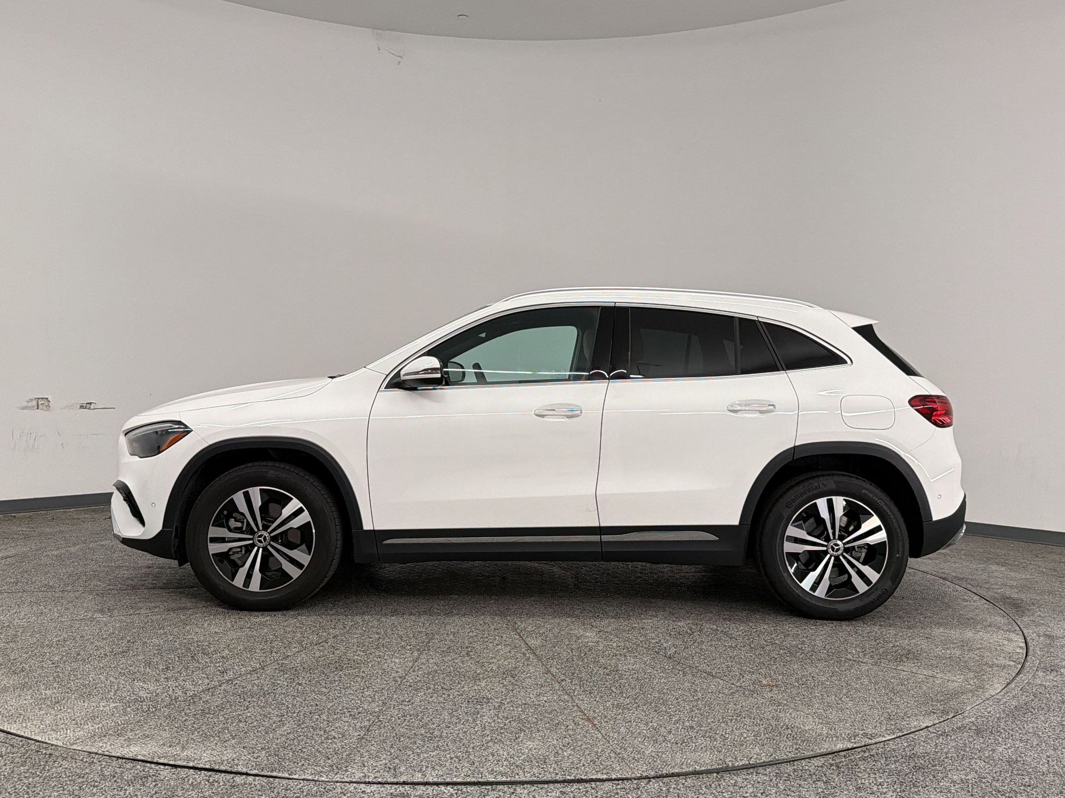 Certified 2026 Mercedes-Benz GLA 250 image 2