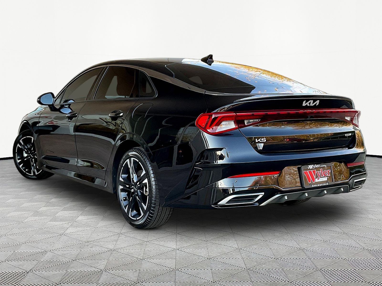 Used 2023 Kia K5 GT-Line FWD image 4