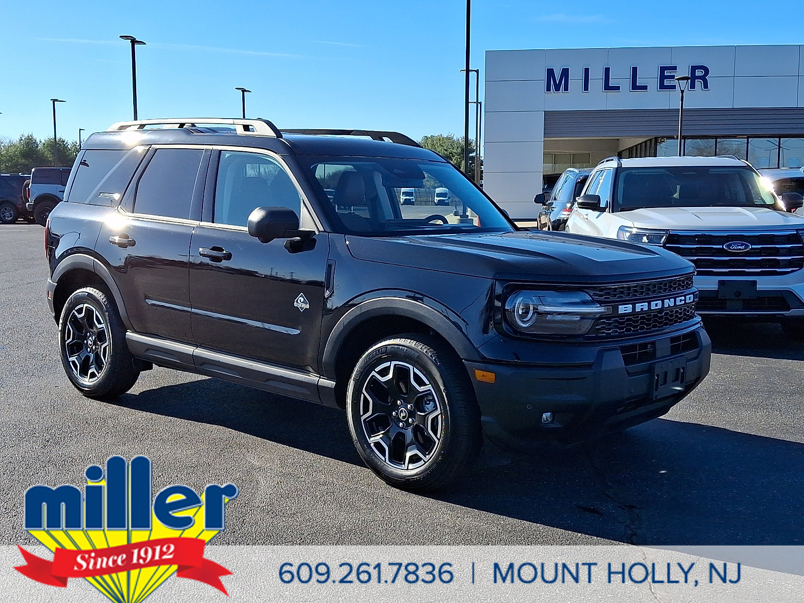 Used 2025 Ford Bronco Sport Outer Banks w/ Outer Banks Tech Package+ image 1