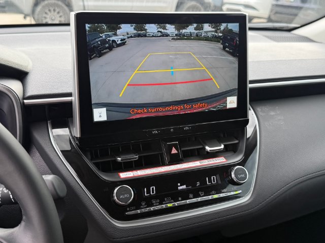 Used 2026 Toyota Corolla Cross XLE w/ Convenience Package FWD image 19