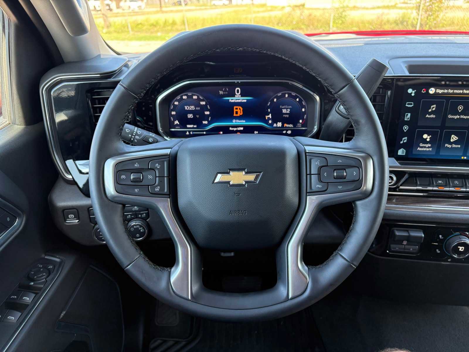 Used 2025 Chevrolet Silverado 1500 LT image 21