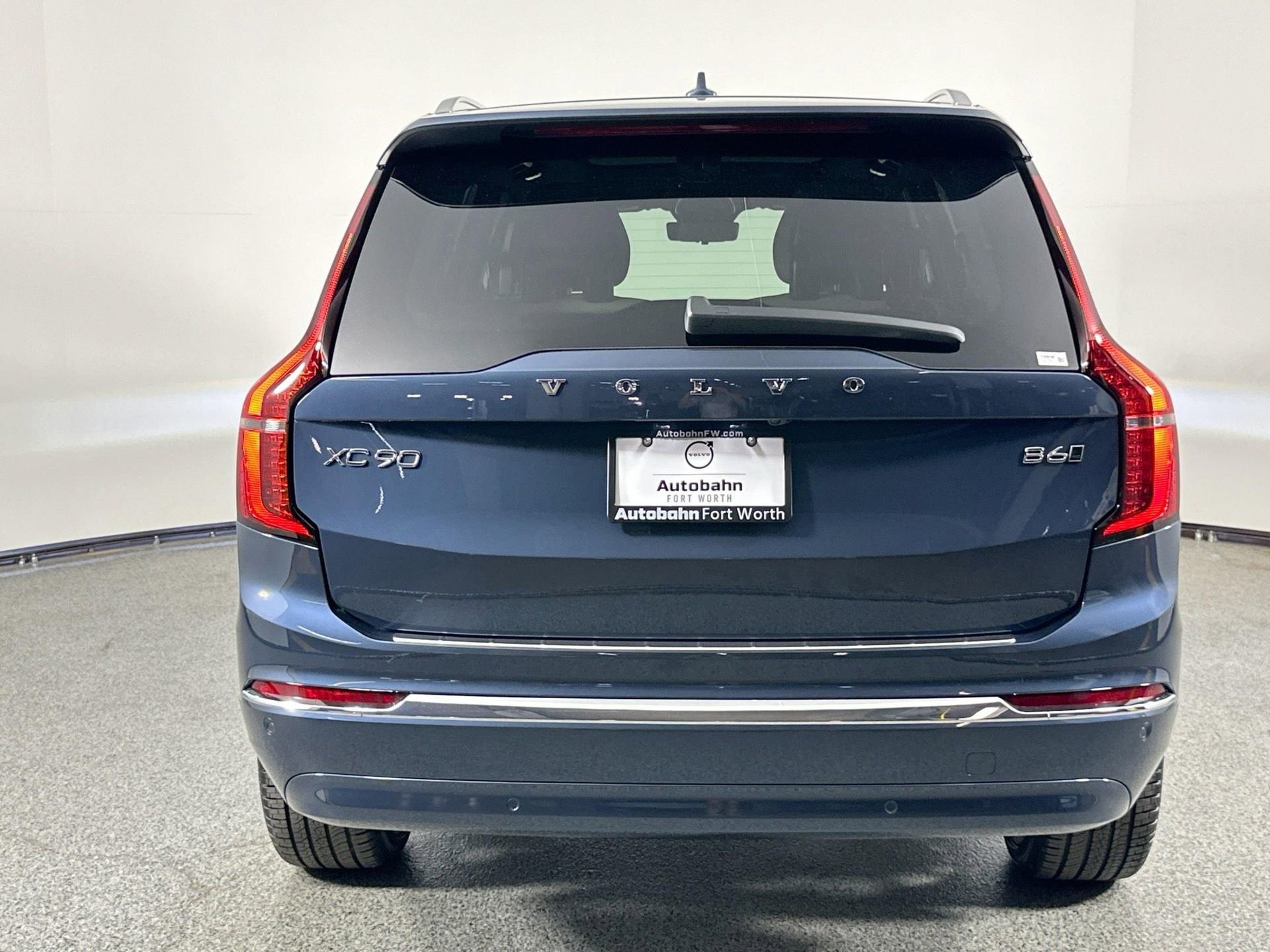 New 2026 Volvo XC90 B6 Plus image 5