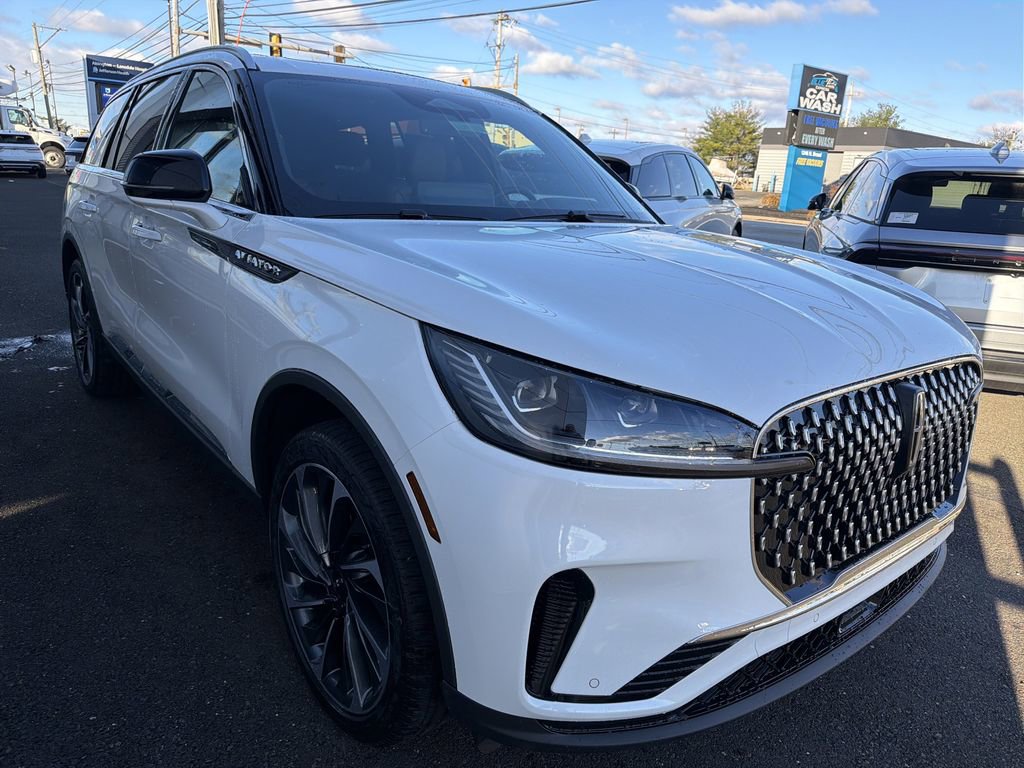 New 2026 Lincoln Aviator Reserve image 4