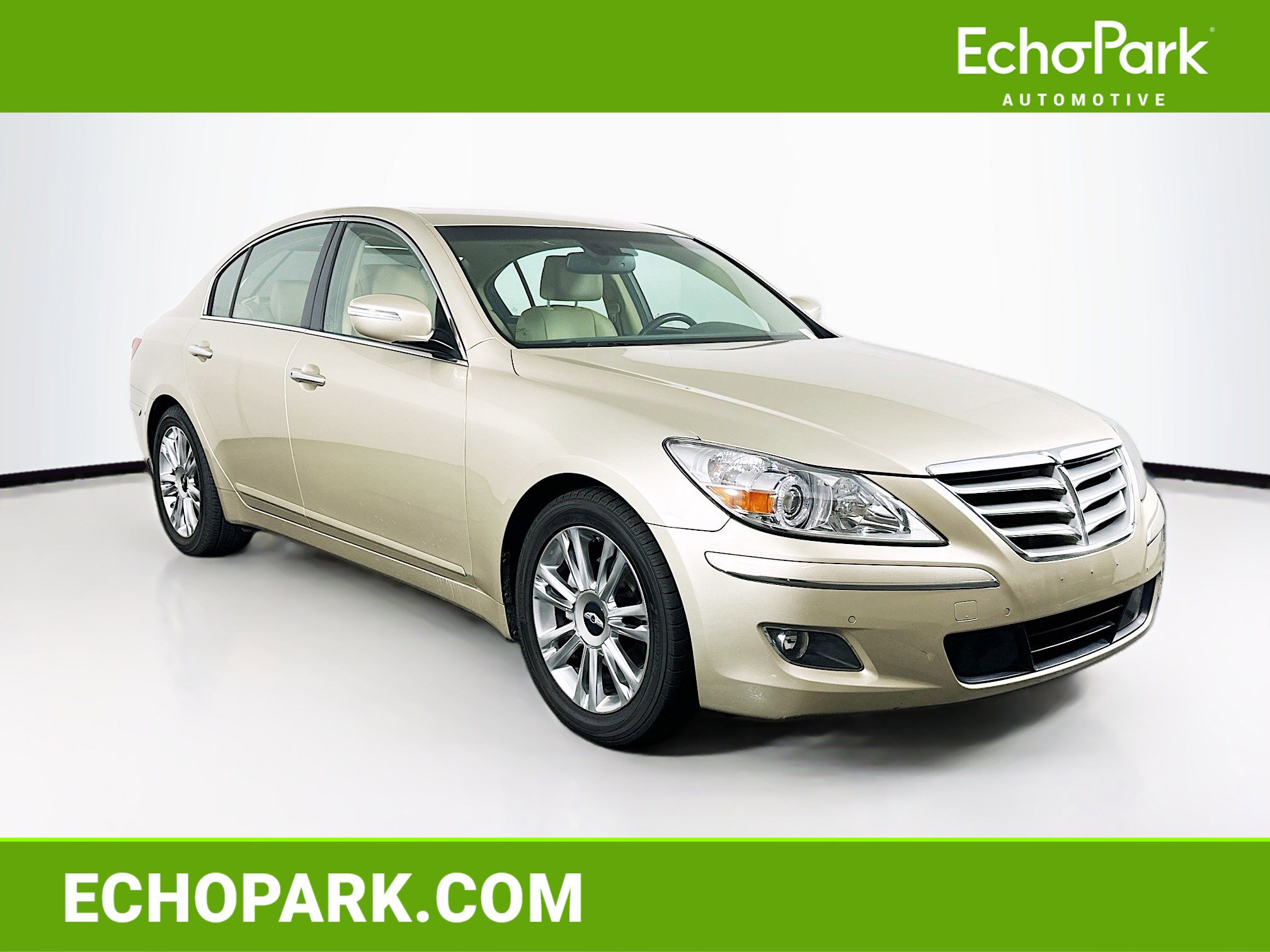 Used 2010 Hyundai Genesis 3.8 w/ Technology Pkg 4 RWD image 1