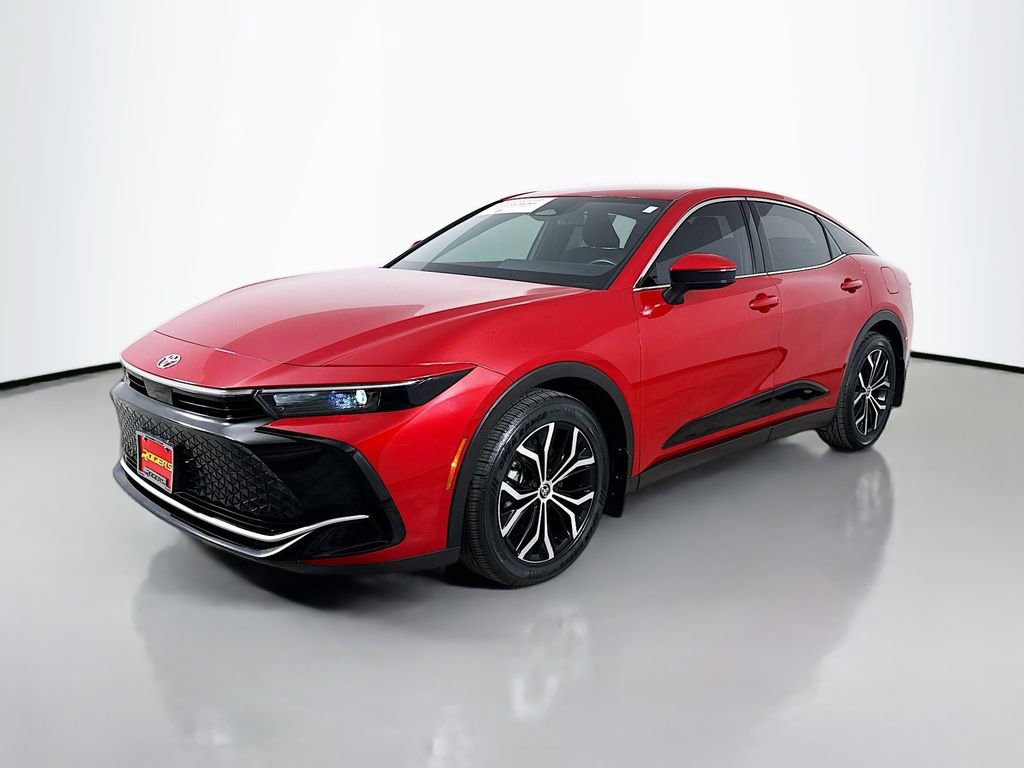 Certified 2023 Toyota Crown XLE image 3