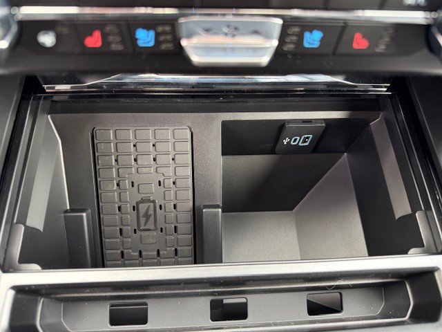 New 2026 Ford F350 Lariat image 17