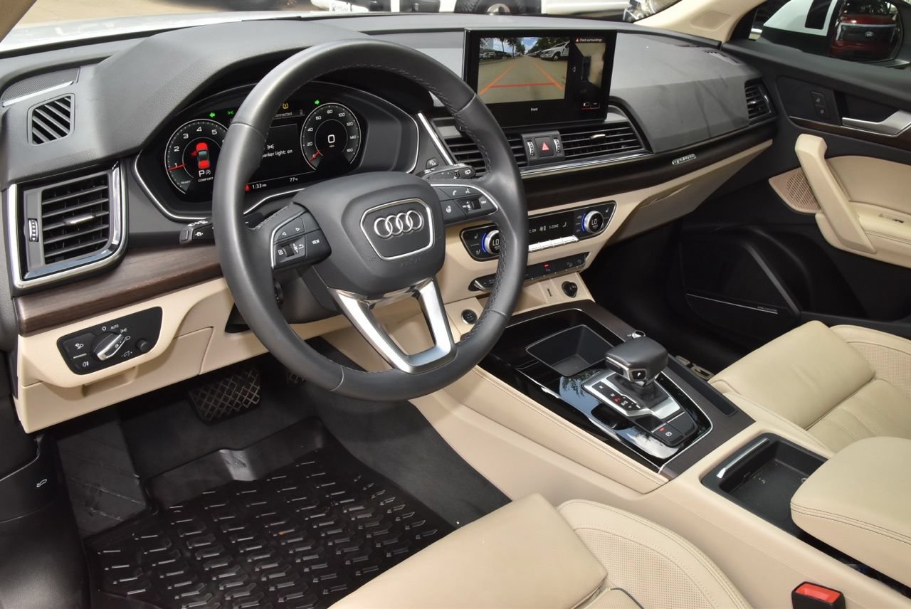 Used 2022 Audi Q5 2.0T Premium Plus w/ Premium Plus Package AWD/4WD image 34