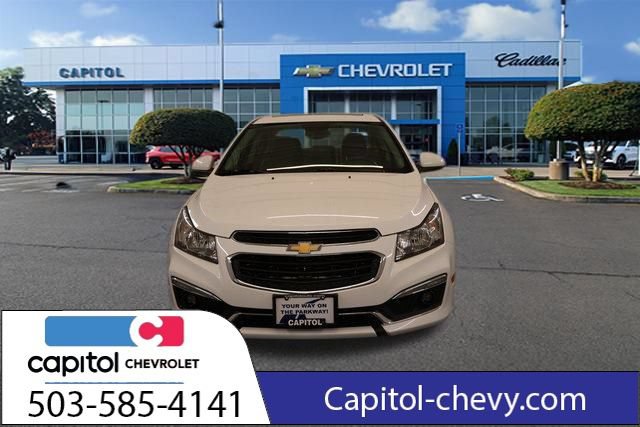 Used 2016 Chevrolet Cruze LTZ w/ Sun, Sound and Sport Package FWD image 8