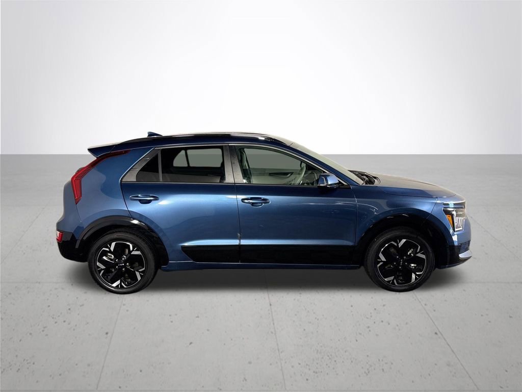 Certified 2023 Kia Niro Wind FWD image 6