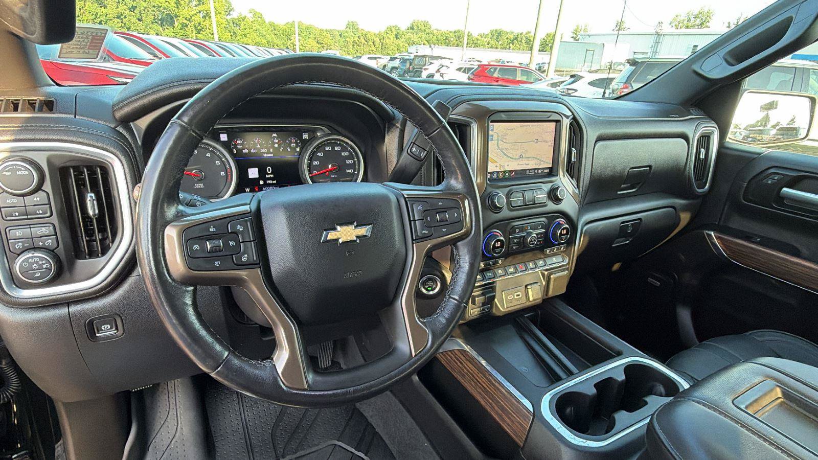 Used 2021 Chevrolet Silverado 1500 High Country w/ Technology Package AWD/4WD image 23