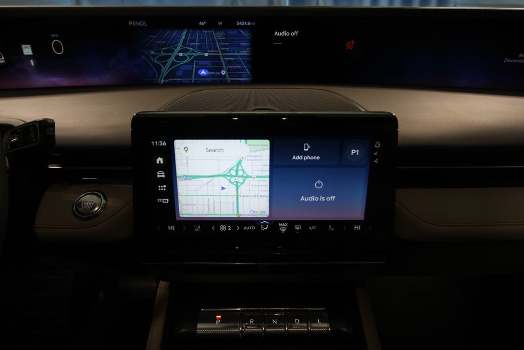 Used 2025 Lincoln Nautilus Premier image 20
