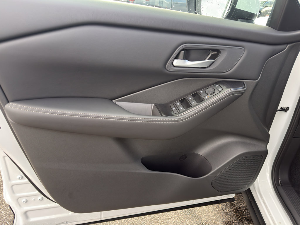 New 2026 Nissan Rogue SV image 13