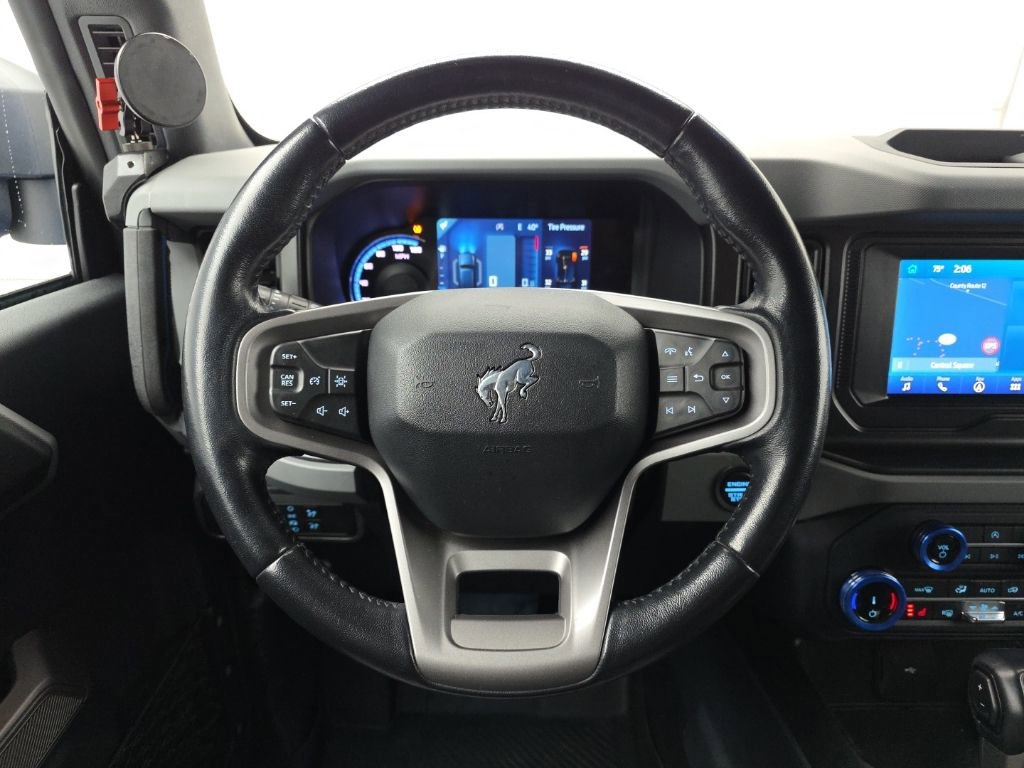 Used 2022 Ford Bronco Black Diamond image 22