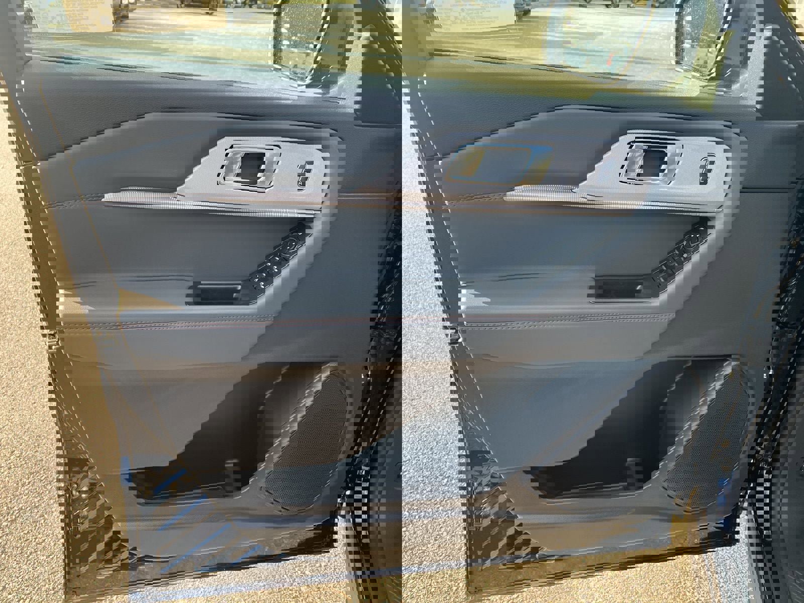 New 2025 Ford Explorer Active w/ Active Comfort Package image 18