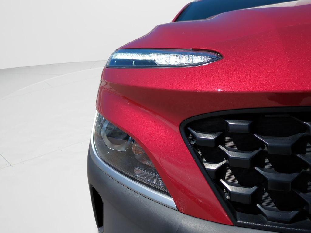 Used 2022 Hyundai Kona SE image 9