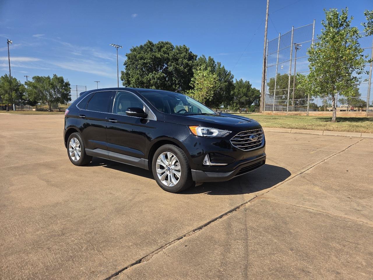 Used 2021 Ford Edge Titanium FWD image 25