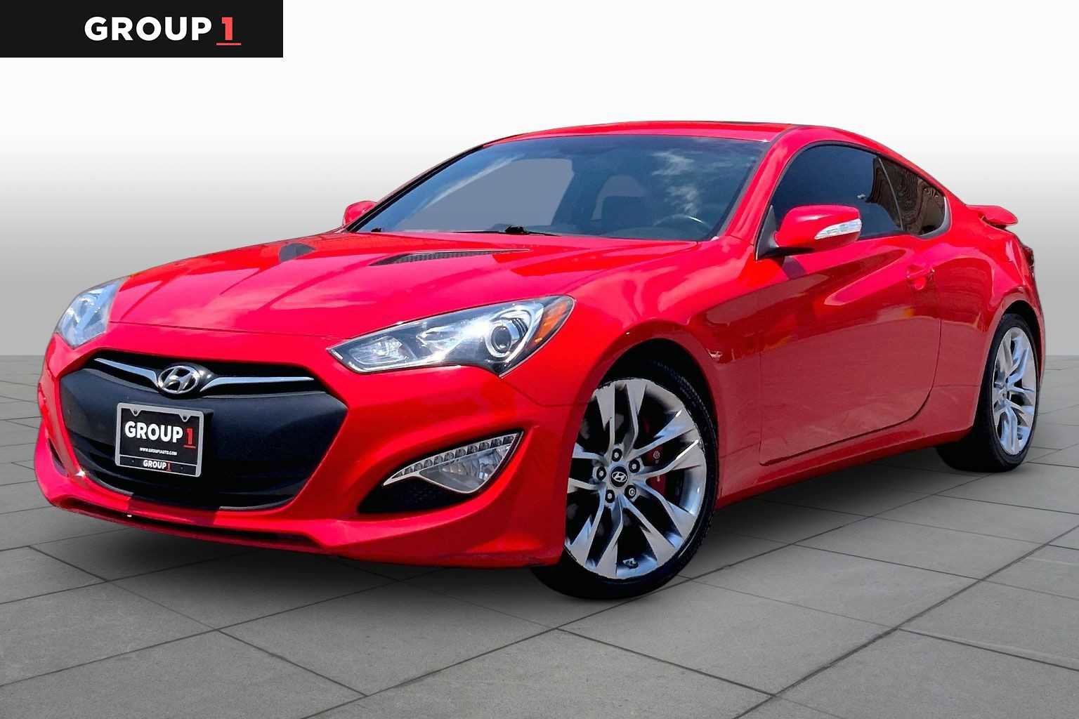 Used 2013 Hyundai Genesis 3.8 RWD image 1