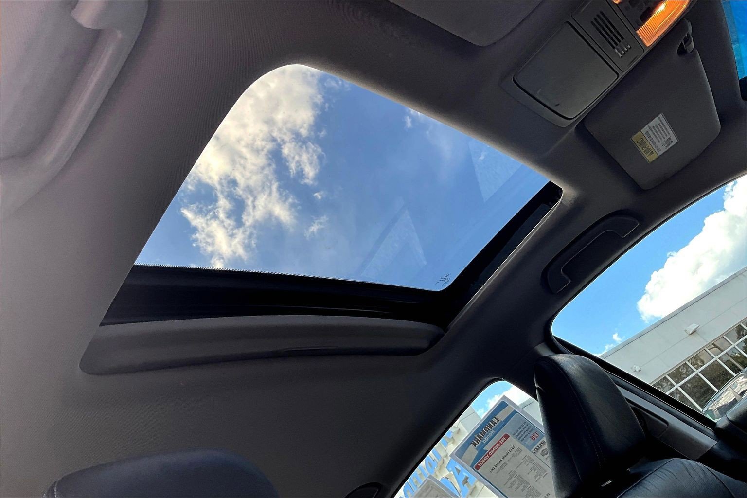 Used 2013 Honda Accord EX-L image 17