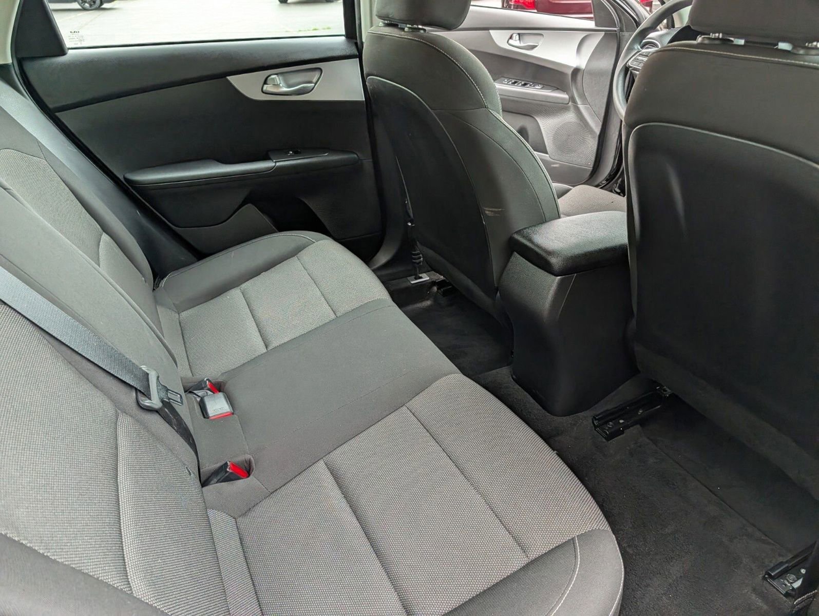 Used 2023 Kia Forte LXS w/ LXS Technology Package FWD image 19