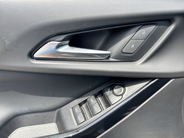 Used 2025 Chevrolet Equinox LT w/ Convenience Package II FWD image 14
