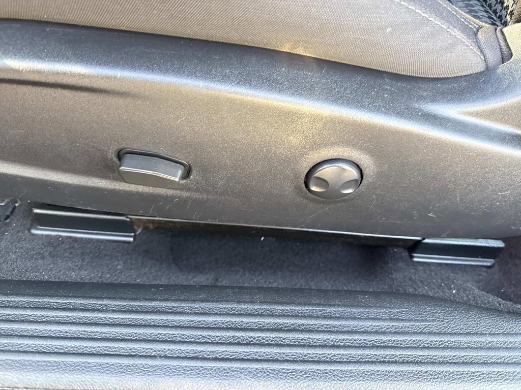 Used 2022 Dodge Challenger GT w/ Blacktop Package image 16