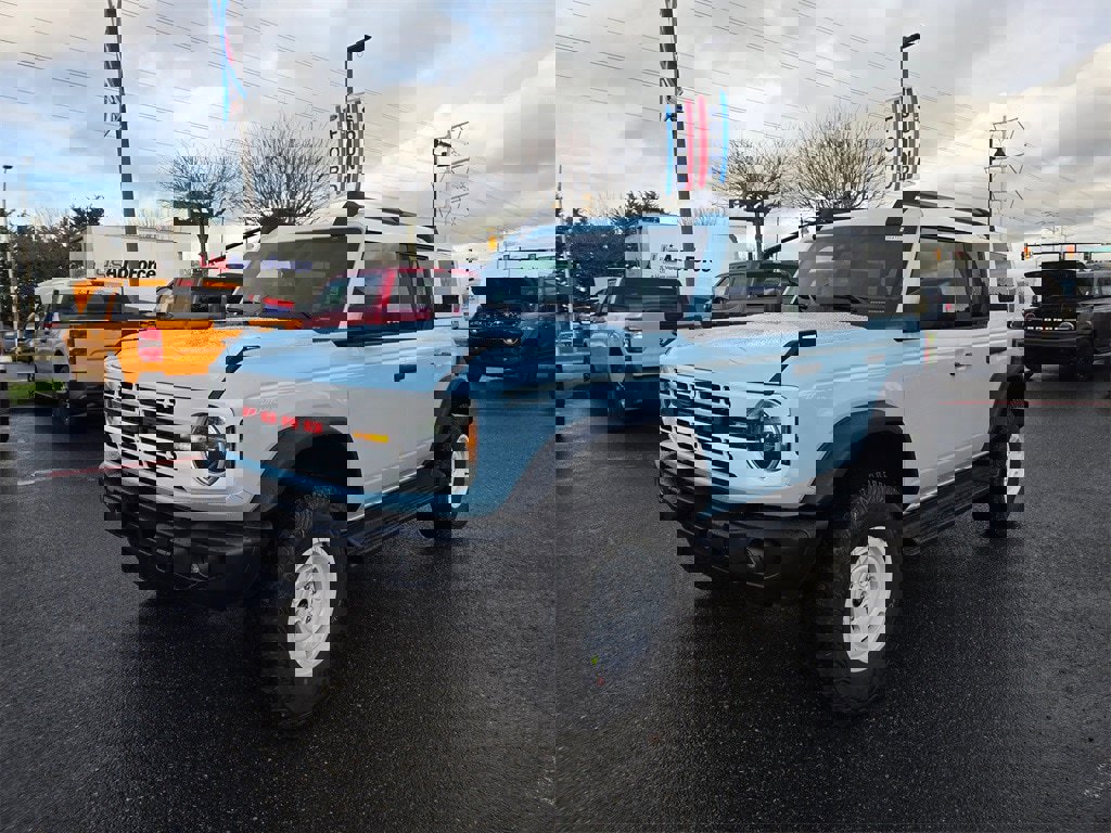 New 2025 Ford Bronco Heritage Edition image 1