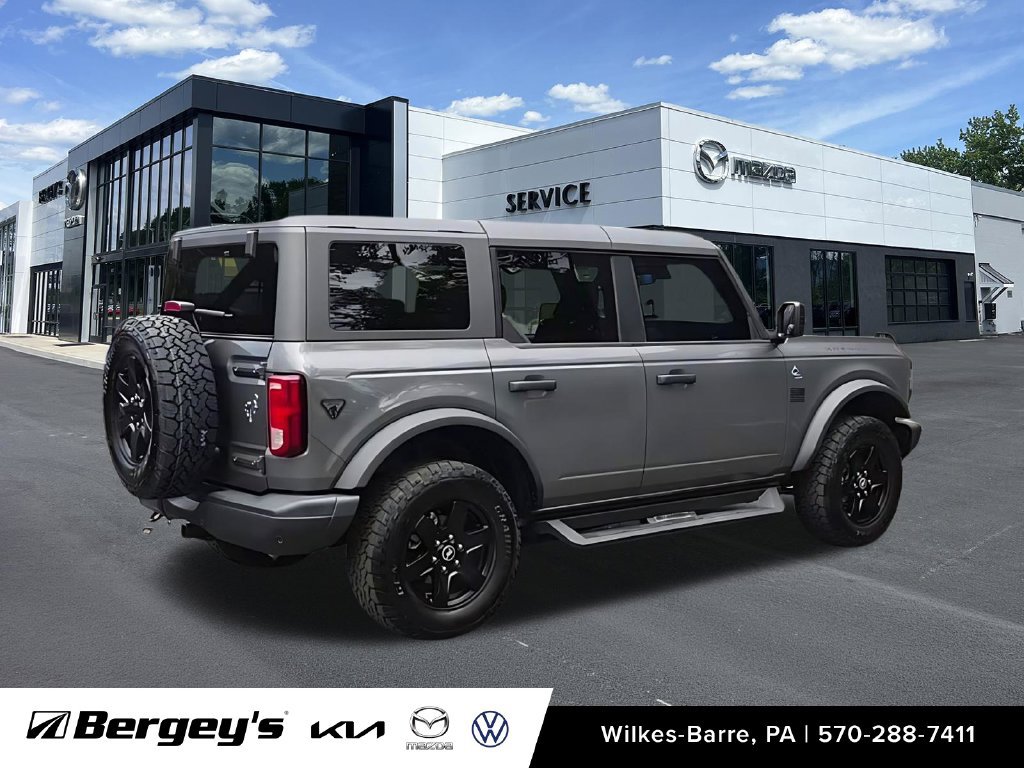 Used 2024 Ford Bronco Black Diamond AWD/4WD image 10