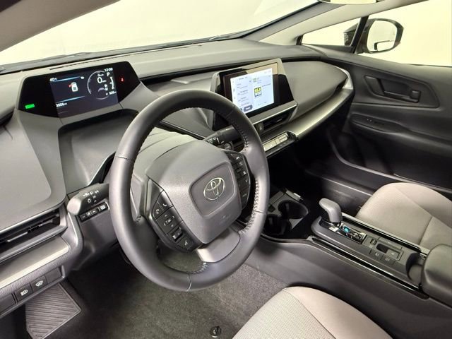 Used 2026 Toyota Prius LE image 18