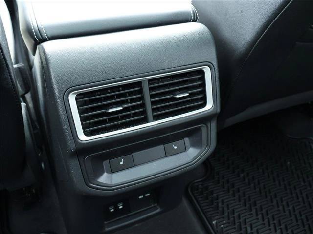 Used 2024 Volkswagen Atlas Cross Sport SEL Premium R-Line AWD/4WD image 23