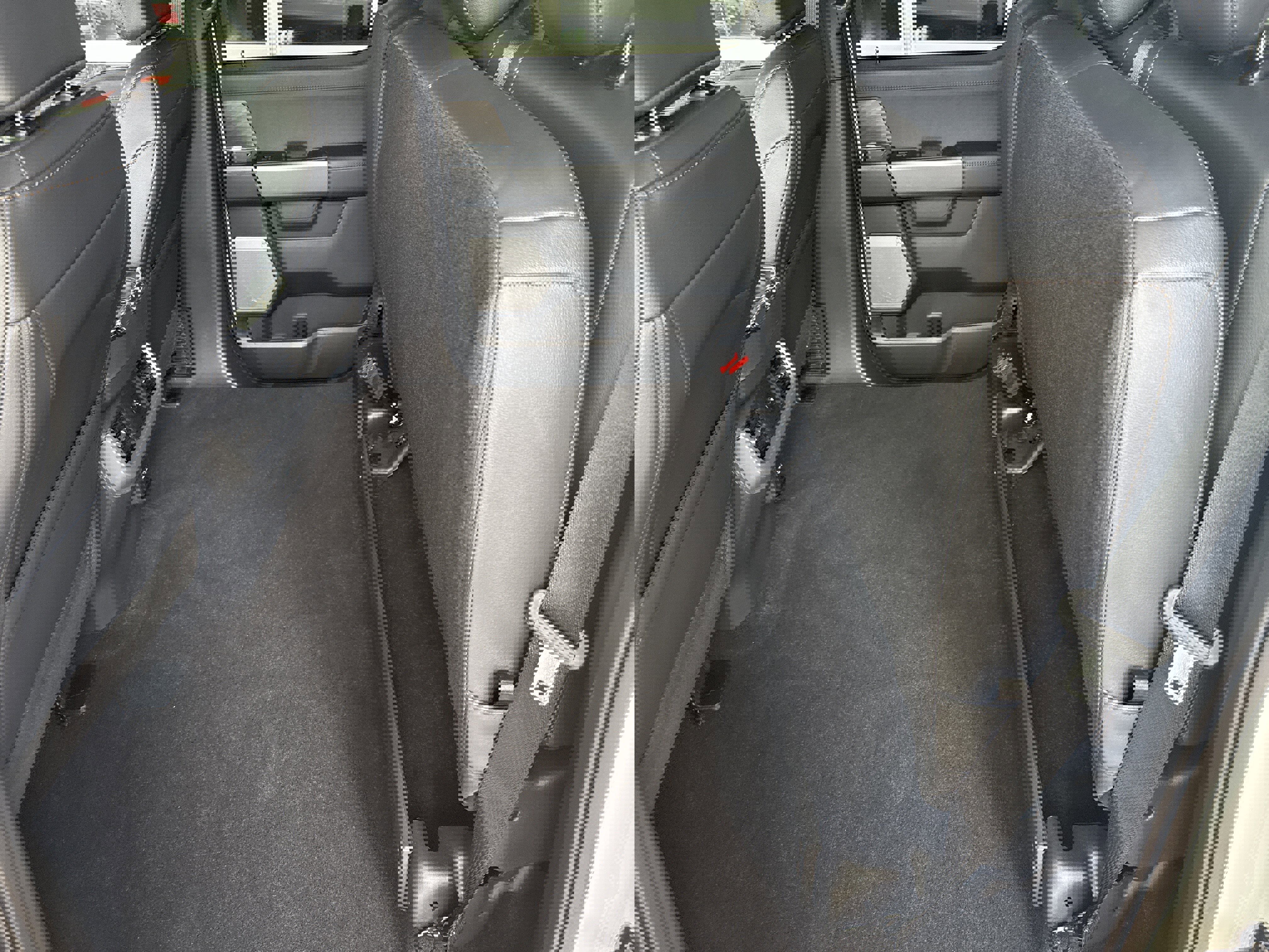 New 2025 Ford F150 Lariat w/ Equipment Group 501A Mid image 11