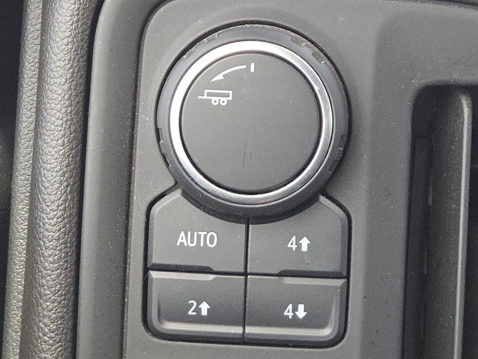 Used 2021 Chevrolet Silverado 1500 Custom Trail Boss w/ Safety Confidence Package AWD/4WD image 5