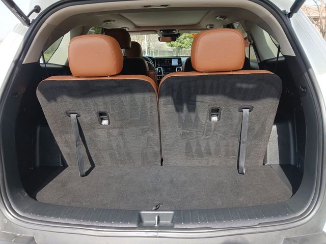 Certified 2022 Kia Sorento SX Prestige w/ Rust Color Package AWD/4WD image 25