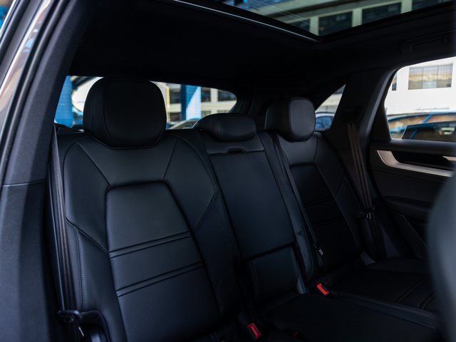 New 2026 Porsche Cayenne E-Hybrid image 39