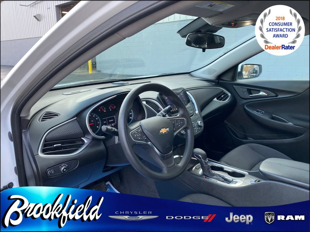 Used 2025 Chevrolet Malibu LT image 29
