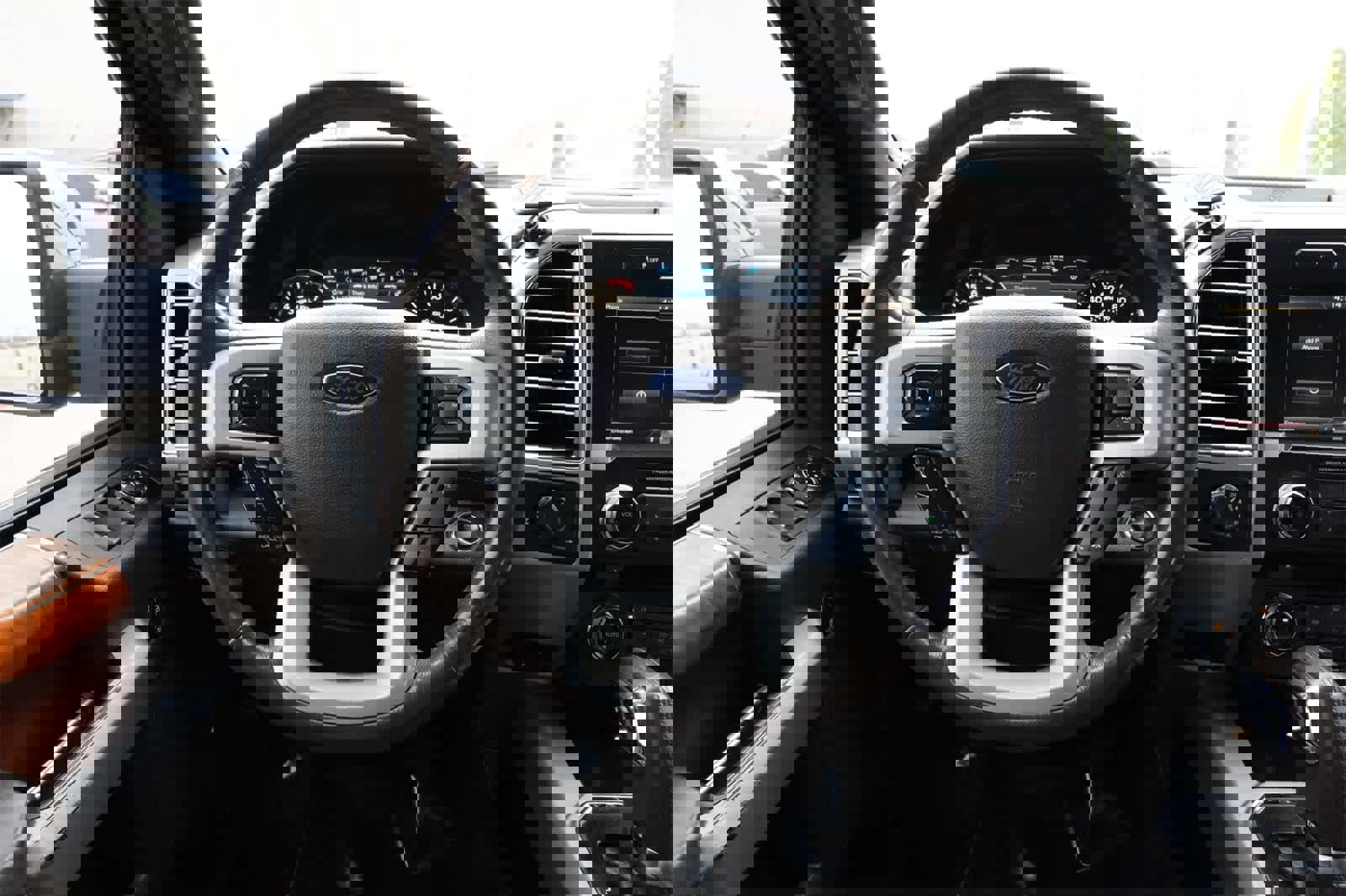 Used 2015 Ford F150 King Ranch w/ Equipment Group 601A Luxury image 9