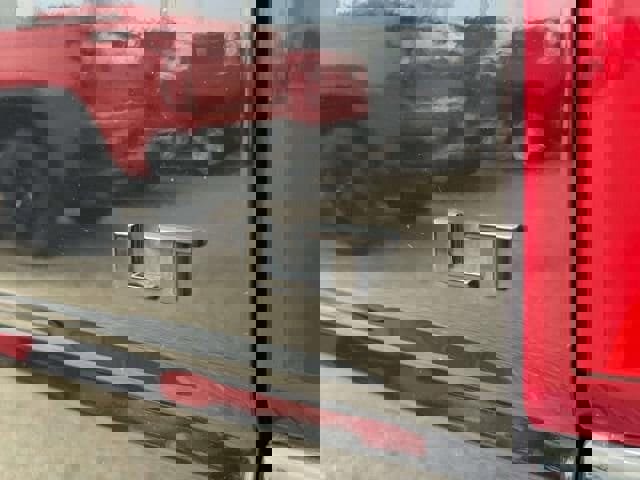 Used 2021 Chevrolet Silverado 1500 LT Trail Boss w/ Convenience Package II AWD/4WD image 10