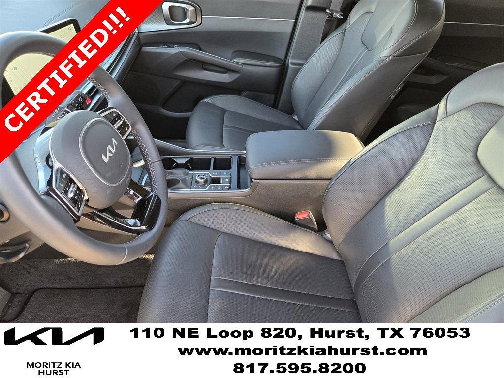 Certified 2025 Kia Sorento EX w/ Panoramic Sunroof Package image 18