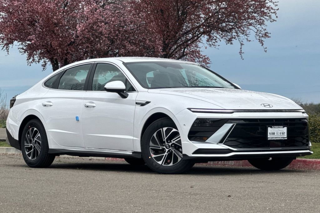 New 2026 Hyundai Sonata Blue image 2