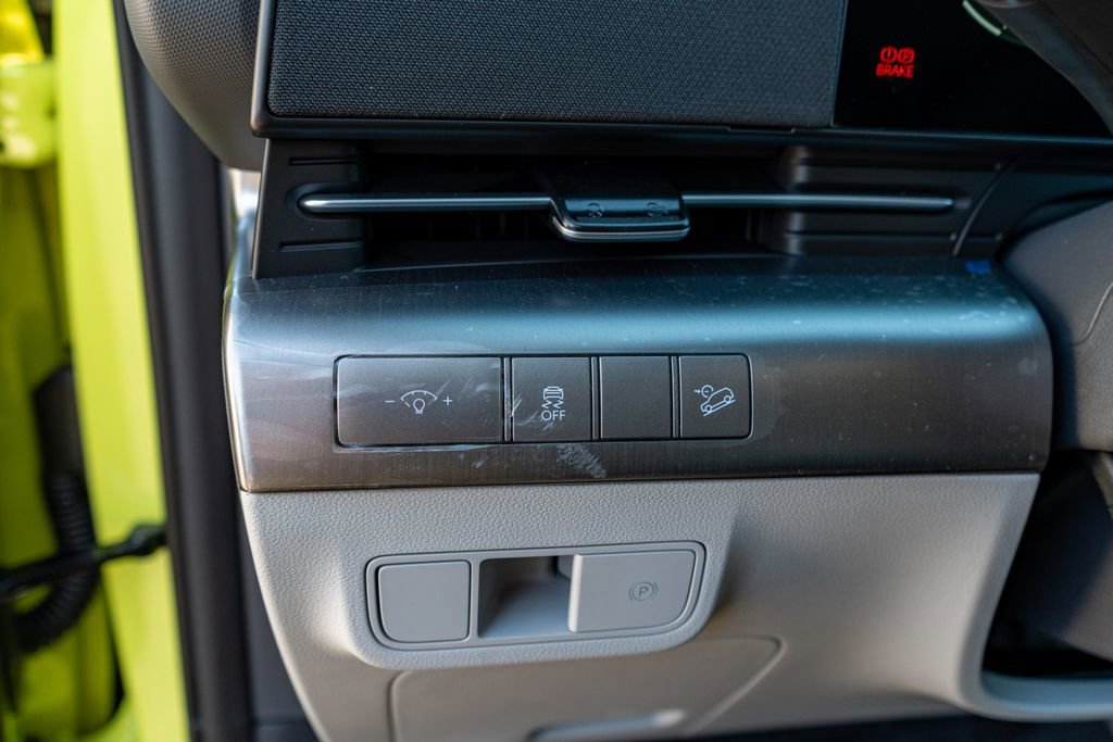 New 2026 Hyundai Kona SEL Premium image 23