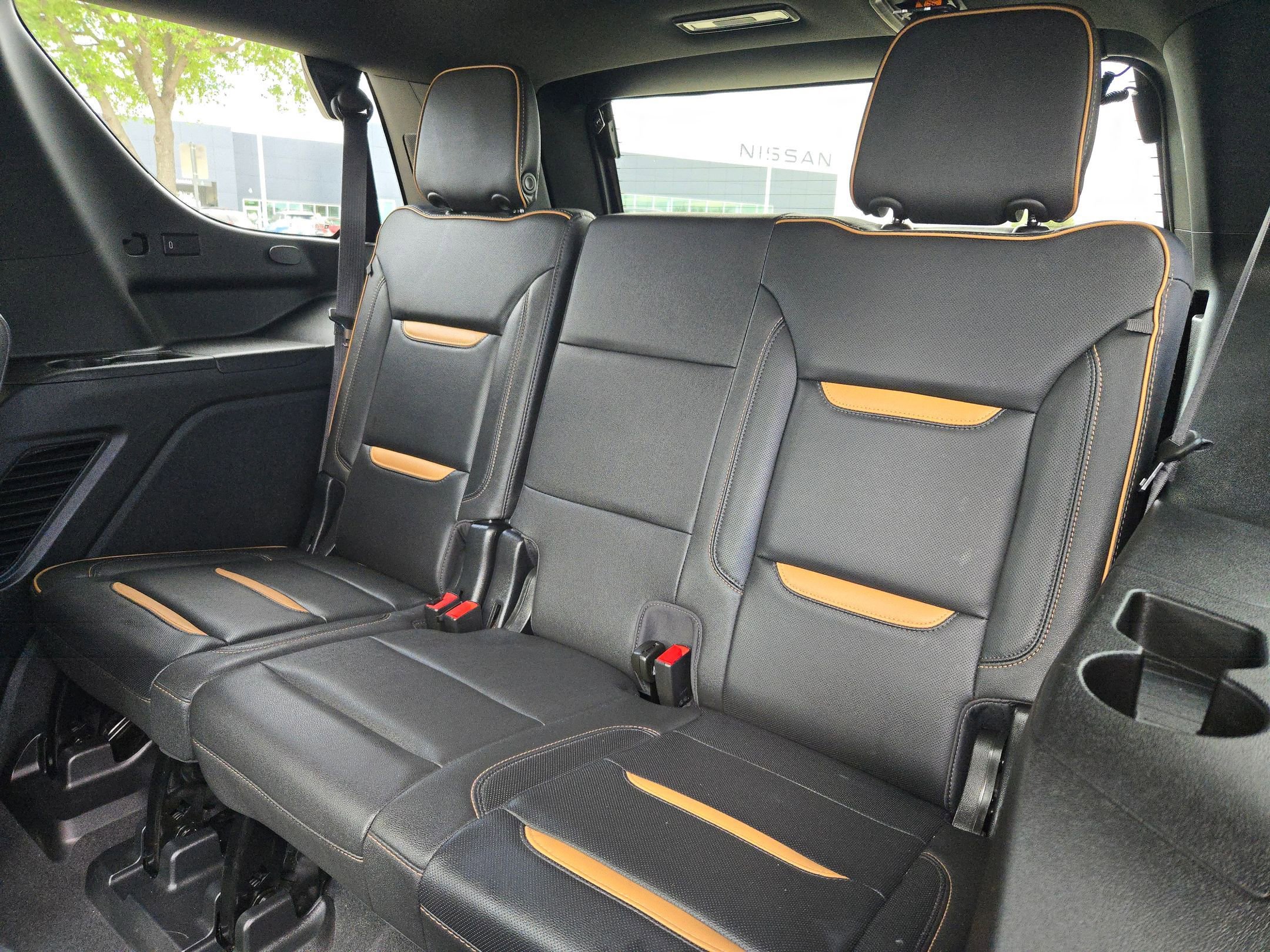 Used 2023 GMC Yukon AT4 image 28